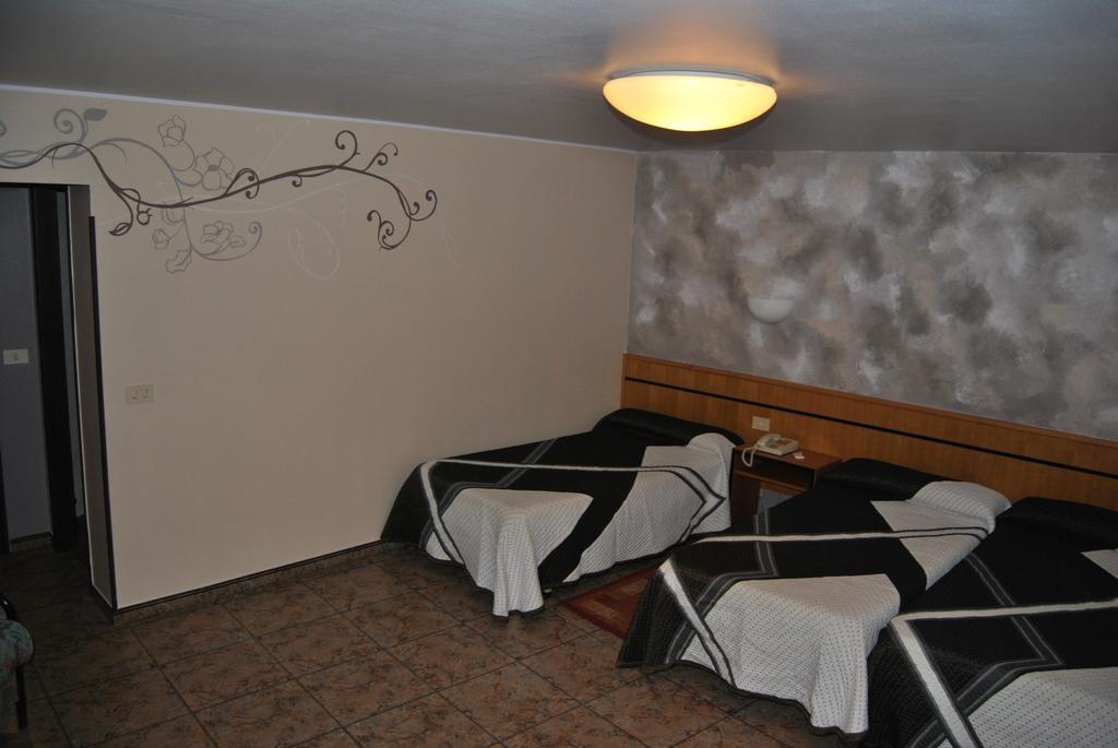 Hotel Palacio De Los Vallados Lastres Eksteriør billede